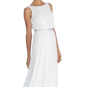 SLEEVELESS PLEATED MAXI DRESS